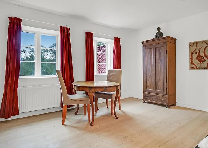 Baronessens Enkesaede Feriehus *